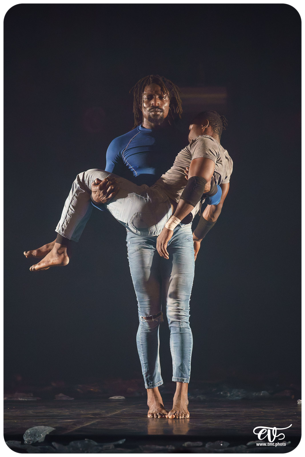 YÉ ! (L'EAU) (CIRCUS BAOBAB)